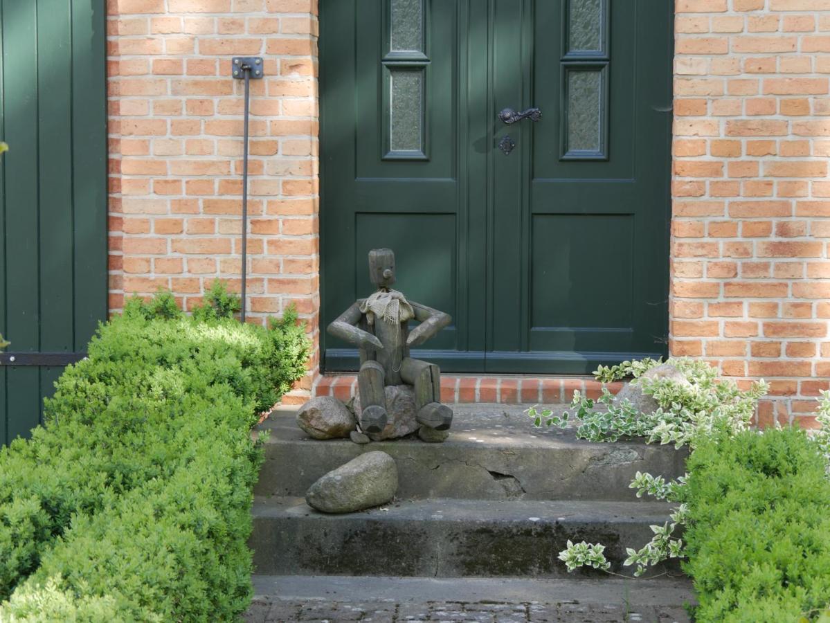 Lindenhof, Wohnung 1, Giebel Vipperow ภายนอก รูปภาพ