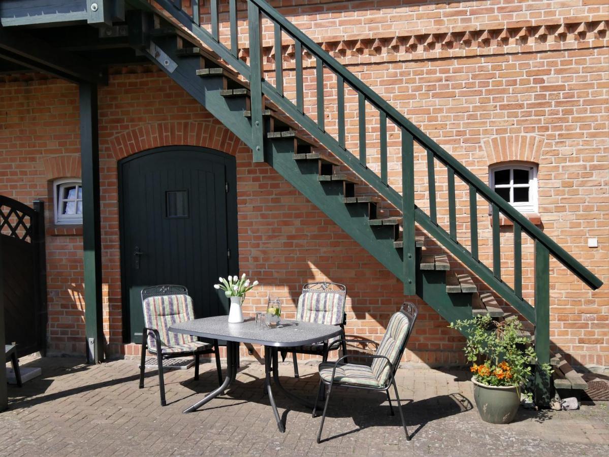 Lindenhof, Wohnung 1, Giebel Vipperow ภายนอก รูปภาพ